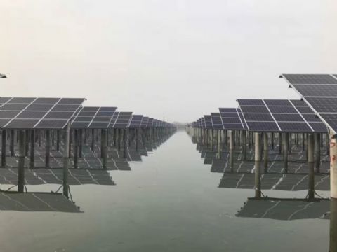 點擊查看詳細信息<br>標題：水上光伏項目 閱讀次數：2996